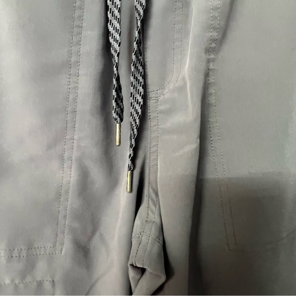 Jaanuuu small tall gray scrub pants - Picture 9 of 10